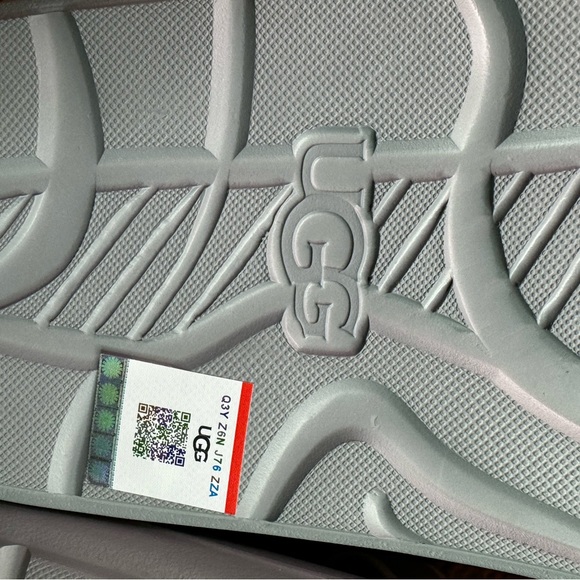 UGG Australia Sandals for Men Grey/White size 10 - Picture 4 of 7